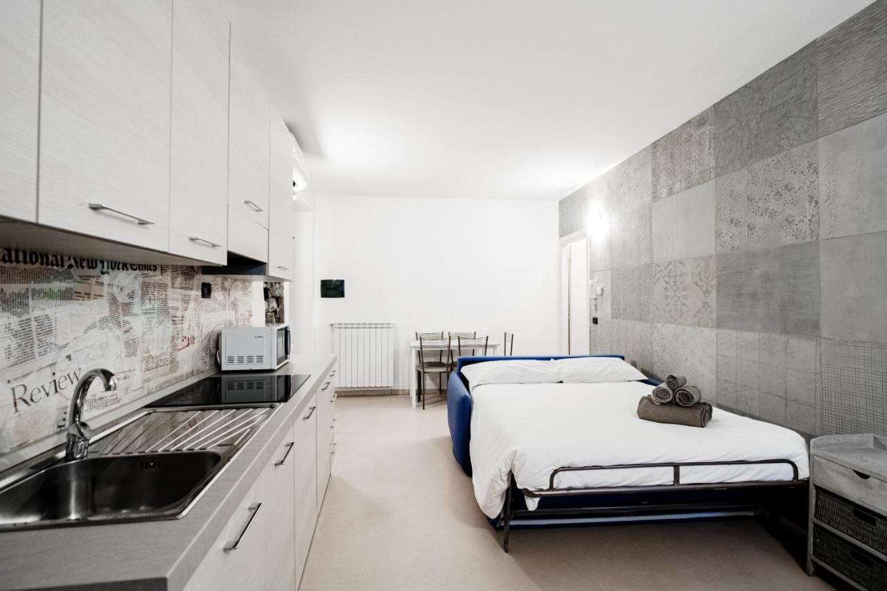 Blue Loft - The House Of Travelers Como Exterior foto